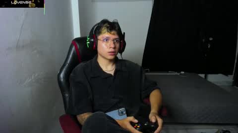 Snapshot of michael_kendall0 chatting on 11/06/25, 01:28 michael independent model online show from 11/06/25, 01:28