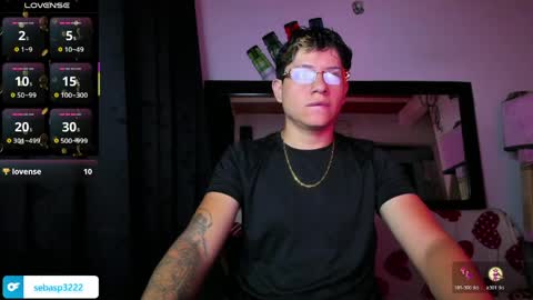 michael independent model  online show from 04/08/26, 10:32