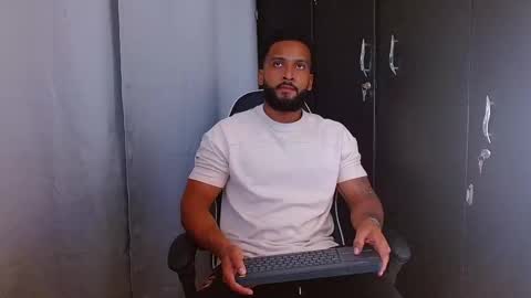 maximo online show from 02/08/26, 03:21