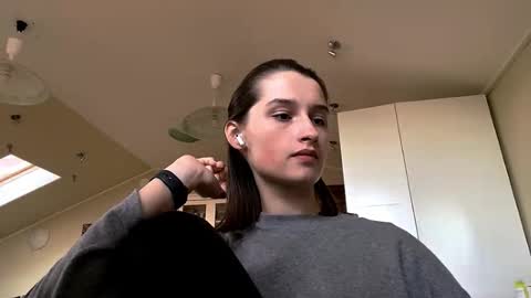 Emily online show from 10/03/25, 02:25