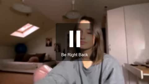 Emily online show from 10/05/25, 02:37