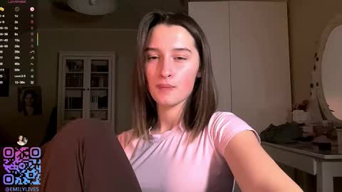 Emily online show from 12/05/25, 02:14