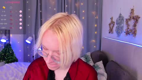 Snapshot of michael_swan chatting on 12/07/24, 10:34 Michel online show from 12/07/24, 10:34