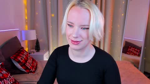 Snapshot of michael_swan chatting on 12/19/24, 06:56 Michel online show from 12/19/24, 06:56