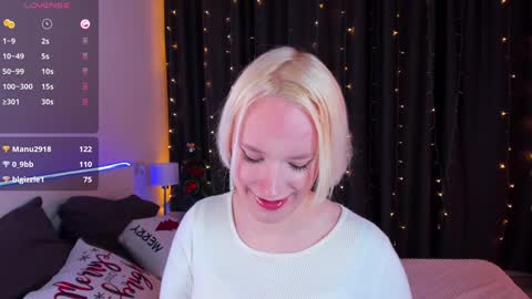 Snapshot of michael_swan chatting on 01/01/25, 10:35 Michel online show from 01/01/25, 10:35