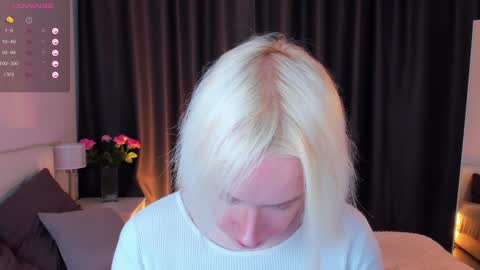 Snapshot of michael_swan chatting on 01/26/25, 10:45 Michel online show from 01/26/25, 10:45