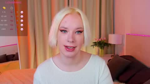 Snapshot of michael_swan chatting on 02/21/25, 09:56 Michel online show from 02/21/25, 09:56