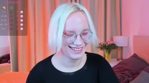 Snapshot of michael_swan chatting on 03/11/25, 08:52 Michel online show from 03/11/25, 08:52