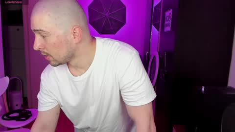 Michael online show from 06/09/26, 02:17