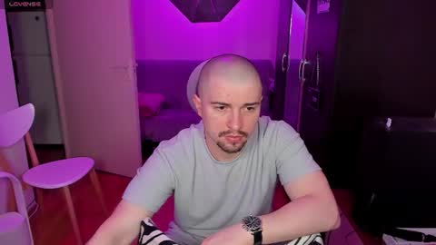 Michael online show from 07/09/26, 02:37