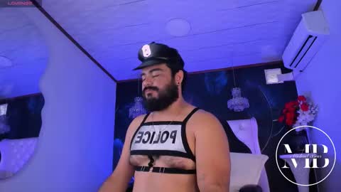 Snapshot of michaelbear_ chatting on 02/11/26, 04:01 Michael online show from 02/11/26, 04:01