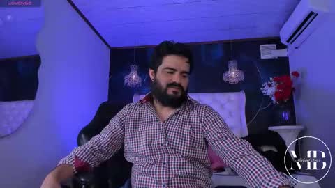 Snapshot of michaelbear_ chatting on 02/22/26, 12:04 Michael online show from 02/22/26, 12:04