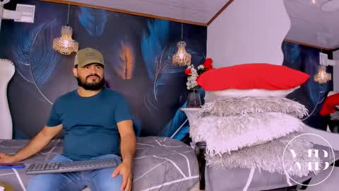 Snapshot of michaelbear_ chatting on 02/28/26, 12:06 Michael online show from 02/28/26, 12:06