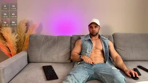 michaelbradley_for_u online show from 04/06/26, 08:59