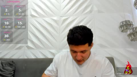 MichaelConnor  online show from 12/26/24, 11:54