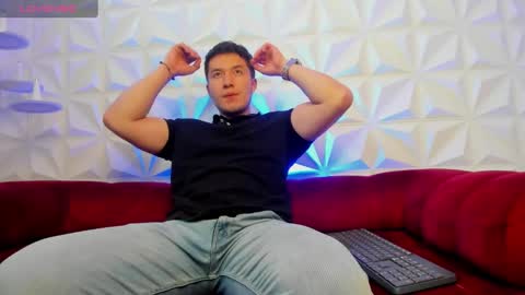 MichaelConnor  online show from 02/21/25, 12:17