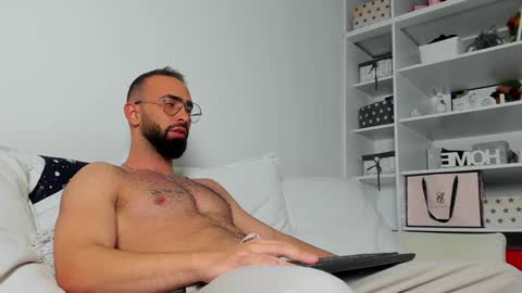 MichaelEvansx online show from 12/02/24, 08:11