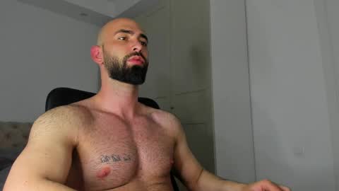 MichaelEvansx online show from 04/21/26, 09:28