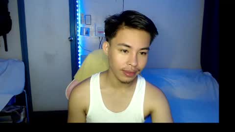 Snapshot of michaelgoeslive chatting on 07/17/26, 12:17 Michael online show from 07/17/26, 12:17