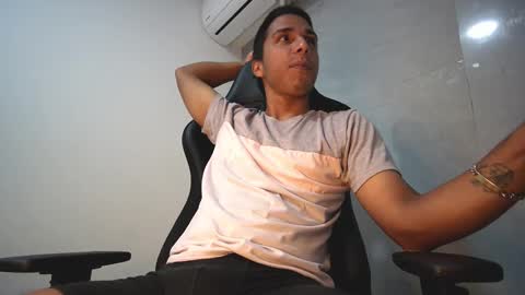 Snapshot of michaelhotbbc chatting on 10/12/25, 02:43 Michael online show from 10/12/25, 02:43