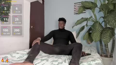 Snapshot of michaell_james chatting on 11/15/25, 10:04 Michaell online show from 11/15/25, 10:04