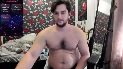 Snapshot of michaelragnar90 chatting on 01/14/25, 08:41 michaelragnar90 online show from 01/14/25, 08:41