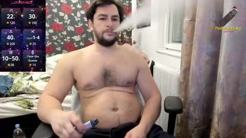 Snapshot of michaelragnar90 chatting on 02/01/25, 08:39 michaelragnar90 online show from 02/01/25, 08:39