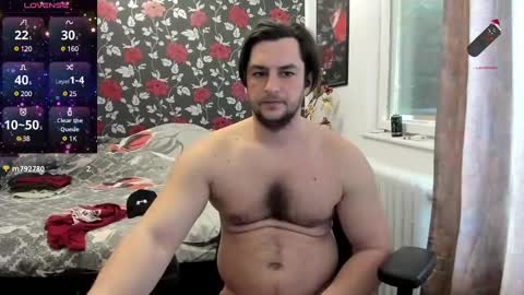 Snapshot of michaelragnar90 chatting on 02/23/25, 08:28 michaelragnar90 online show from 02/23/25, 08:28