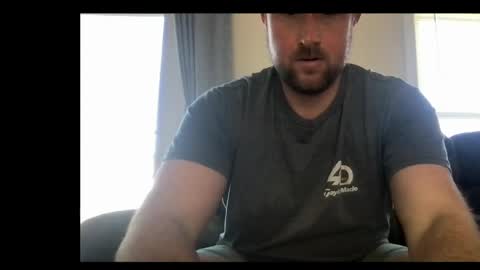 Snapshot of michaelt483 chatting on 03/22/26, 05:05 michaelt483 online show from 03/22/26, 05:05