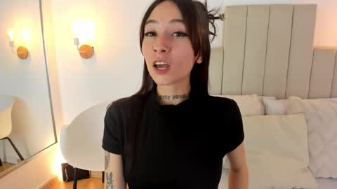 Michael Walkerr online show from 12/03/25, 07:23