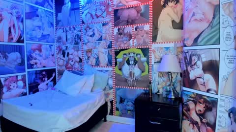 Snapshot of michel_lopez18 chatting on 02/06/25, 02:15 michel_lopez18 online show from 02/06/25, 02:15