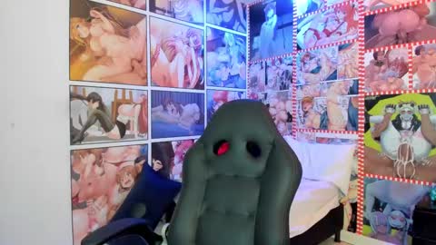 Snapshot of michel_lopez18 chatting on 02/14/25, 11:53 michel_lopez18 online show from 02/14/25, 11:53