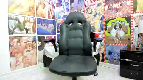 Snapshot of michel_lopez18 chatting on 02/27/25, 10:48 michel_lopez18 online show from 02/27/25, 10:48