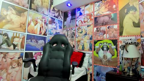 Snapshot of michel_lopez18 chatting on 03/07/25, 10:45 michel_lopez18 online show from 03/07/25, 10:45