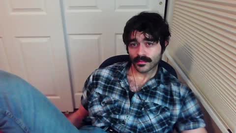 Snapshot of michelanjello chatting on 12/27/24, 12:07 Michael online show from 12/27/24, 12:07