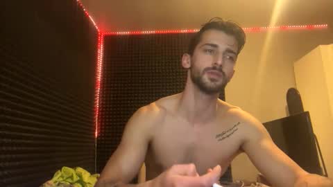 Snapshot of michelemagnetico chatting on 10/30/25, 09:59 michelemagnetico online show from 10/30/25, 09:59