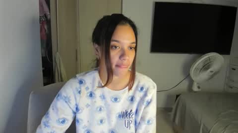 Snapshot of michell_arevalo chatting on 05/07/26, 06:08 michell_arevalo online show from 05/07/26, 06:08