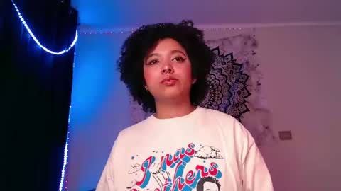 Snapshot of michell_bling chatting on 12/16/24, 07:15 Michi online show from 12/16/24, 07:15