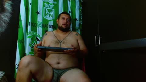 Snapshot of michell_myers chatting on 01/18/25, 06:32 michell_myers online show from 01/18/25, 06:32