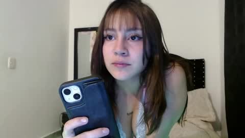 michell_pardo online show from 05/05/26, 12:07