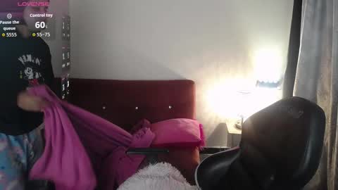 Snapshot of michell_petty01 chatting on 09/10/25, 08:58 michell_petty01 online show from 09/10/25, 08:58