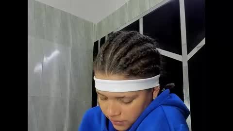 Snapshot of michell_rs chatting on 01/28/25, 06:49 michell_rs online show from 01/28/25, 06:49