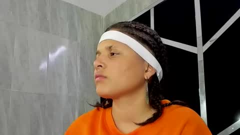 Snapshot of michell_rs chatting on 02/07/25, 04:16 michell_rs online show from 02/07/25, 04:16