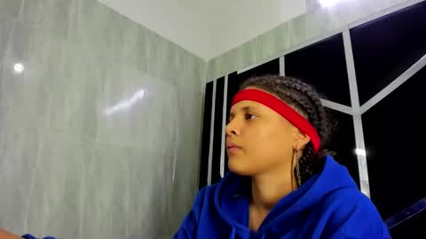 Snapshot of michell_rs chatting on 02/17/25, 10:18 michell_rs online show from 02/17/25, 10:18