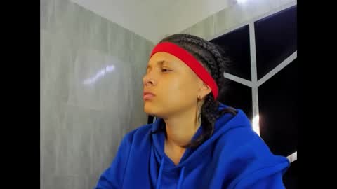 Snapshot of michell_rs chatting on 02/18/25, 01:10 michell_rs online show from 02/18/25, 01:10