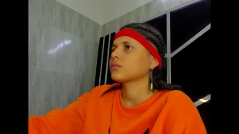 Snapshot of michell_rs chatting on 02/20/25, 03:56 michell_rs online show from 02/20/25, 03:56