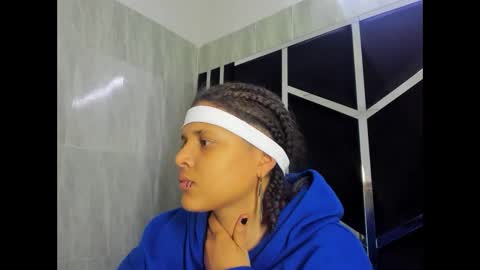 Snapshot of michell_rs chatting on 02/22/25, 01:44 michell_rs online show from 02/22/25, 01:44