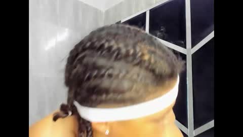 Snapshot of michell_rs chatting on 03/08/25, 08:00 michell_rs online show from 03/08/25, 08:00