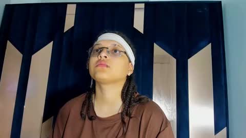 Snapshot of michell_rs chatting on 09/12/25, 04:23 michell_rs online show from 09/12/25, 04:23