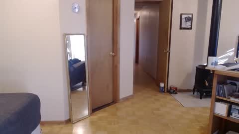 Michelle online show from 02/22/25, 03:47